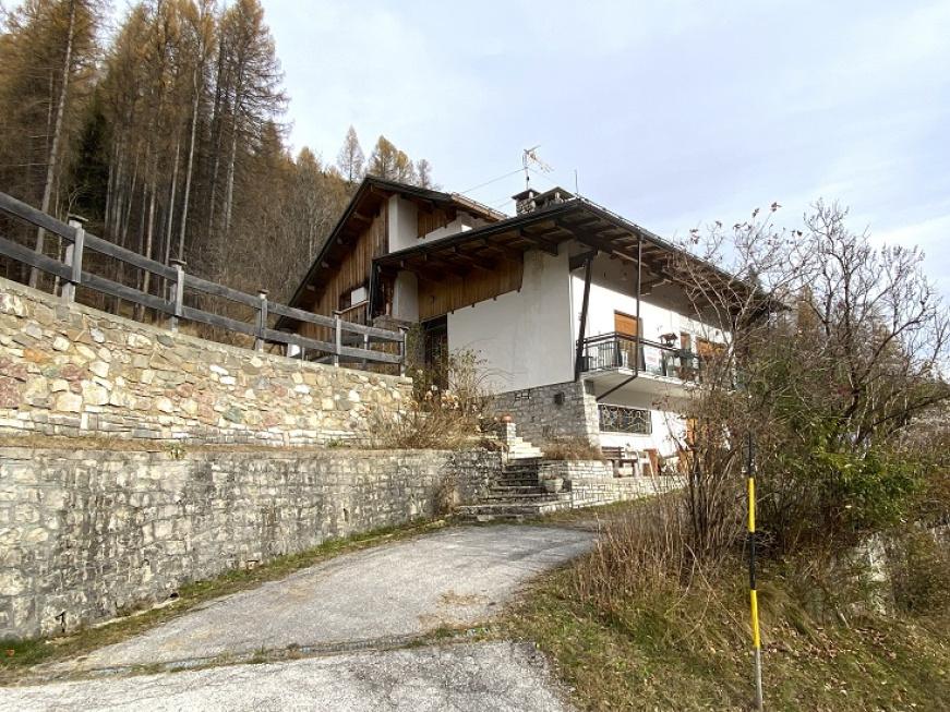4 Le Scuole, Val di Zoldo, 5 Stanze da Letto Stanze da Letto, ,3 BathroomsBathrooms,Casa singola,Vendita,Le Scuole,1182