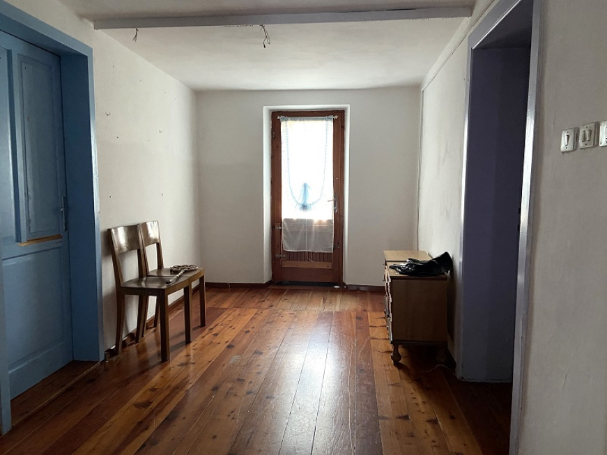 146 Pieretto Bianco, Alpago, 6 Stanze da Letto Stanze da Letto, ,1 BagnoBathrooms,Casa a schiera,Vendita,Pieretto Bianco,1184