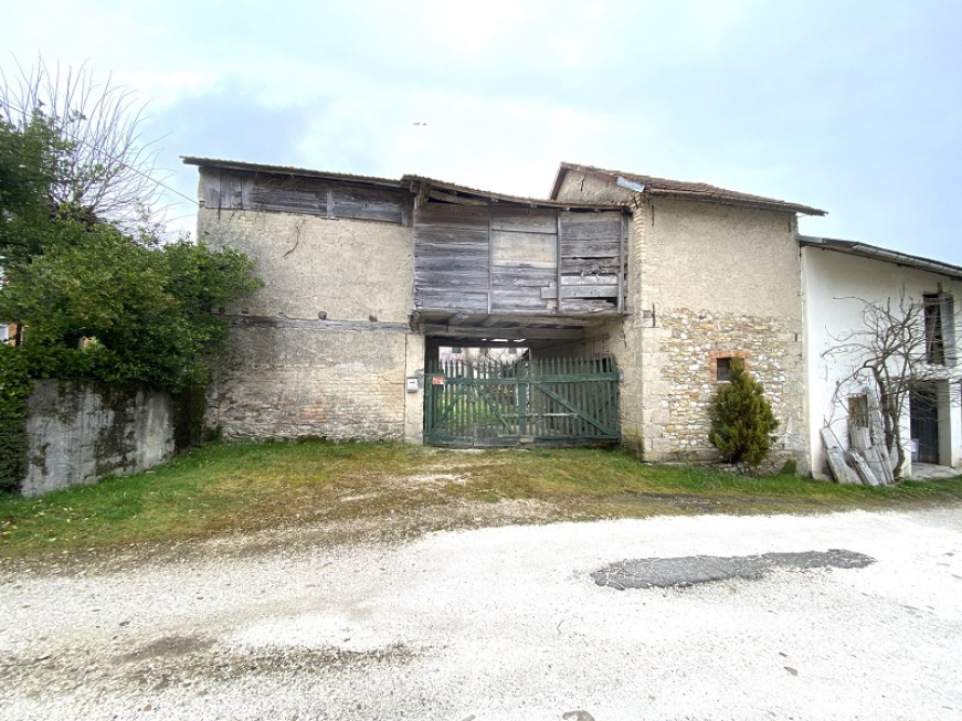 7 Benedetto Battistel, Alpago, 10 Stanze da Letto Stanze da Letto, ,1 BagnoBathrooms,Casa singola,Vendita,Benedetto Battistel,1193