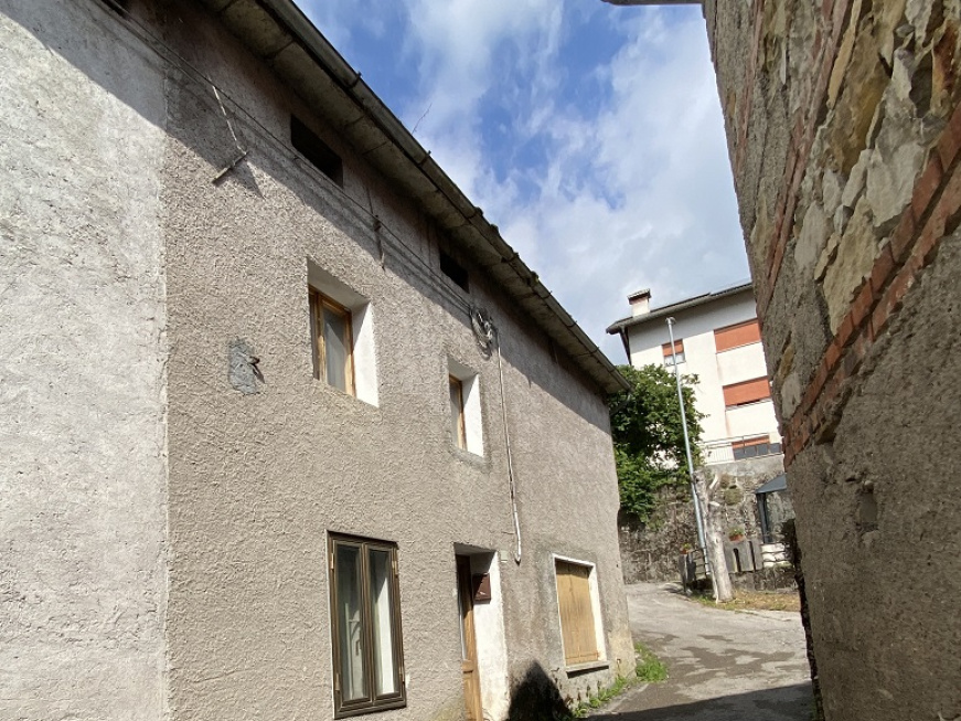 24 Venal, Alpago, 2 Stanze da Letto Stanze da Letto, ,1 BagnoBathrooms,Casa a schiera,Vendita,Venal,1200