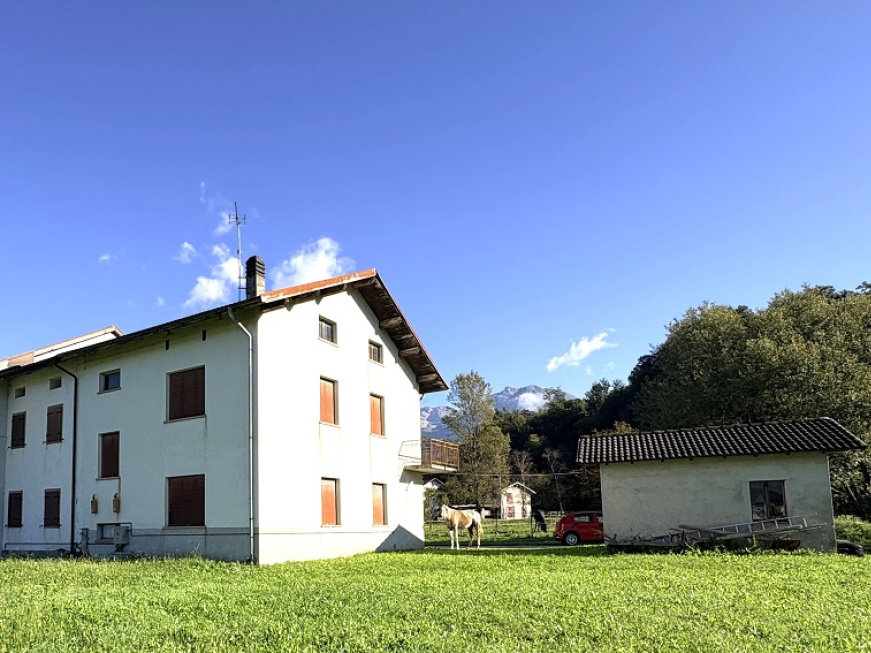 18 Iginio Lasta, Alpago, 3 Stanze da Letto Stanze da Letto, ,2 BathroomsBathrooms,Casa a schiera,Vendita,Iginio Lasta,1201